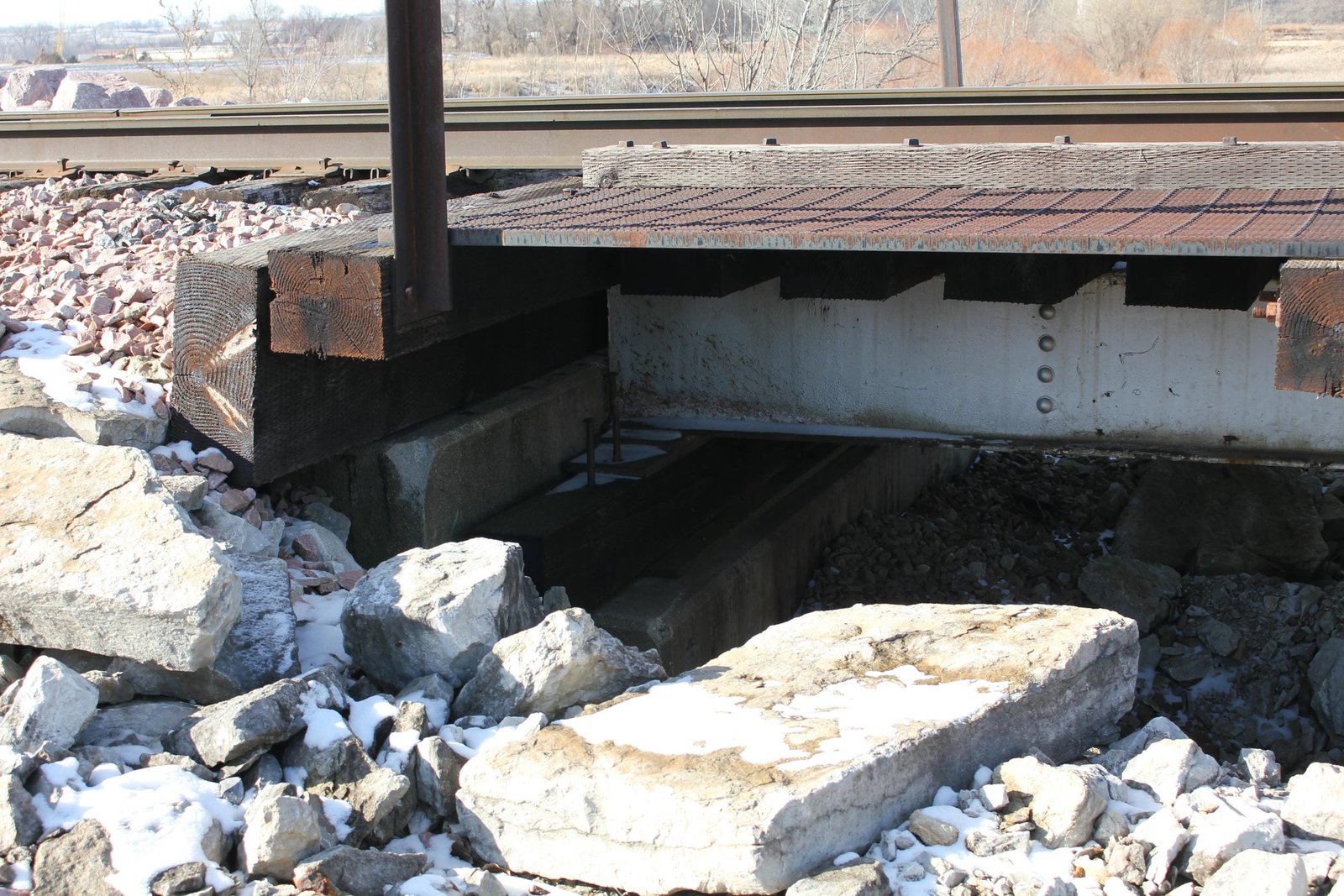 South abutment
